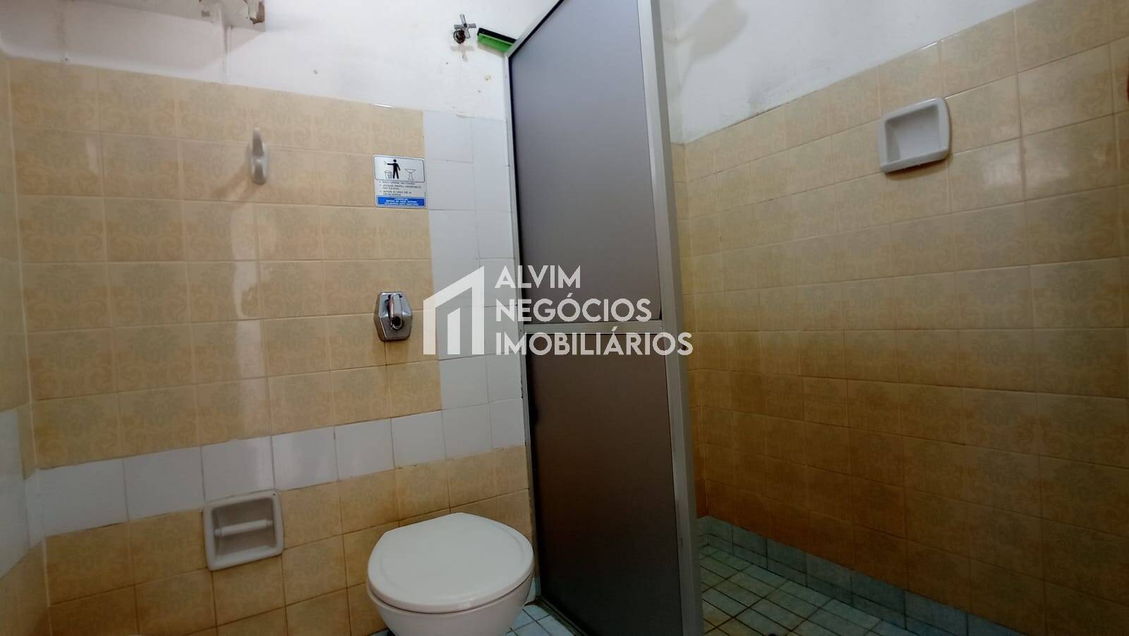 Prédio Inteiro à venda com 15 quartos, 284m² - Foto 25