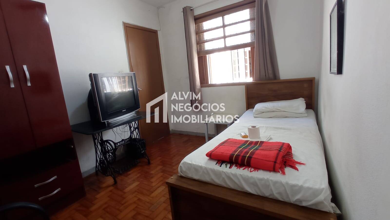 Prédio Inteiro à venda com 15 quartos, 284m² - Foto 41