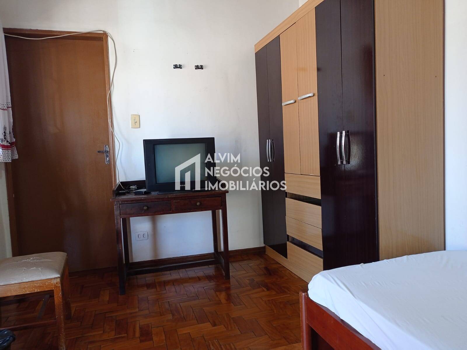 Prédio Inteiro à venda com 15 quartos, 284m² - Foto 39