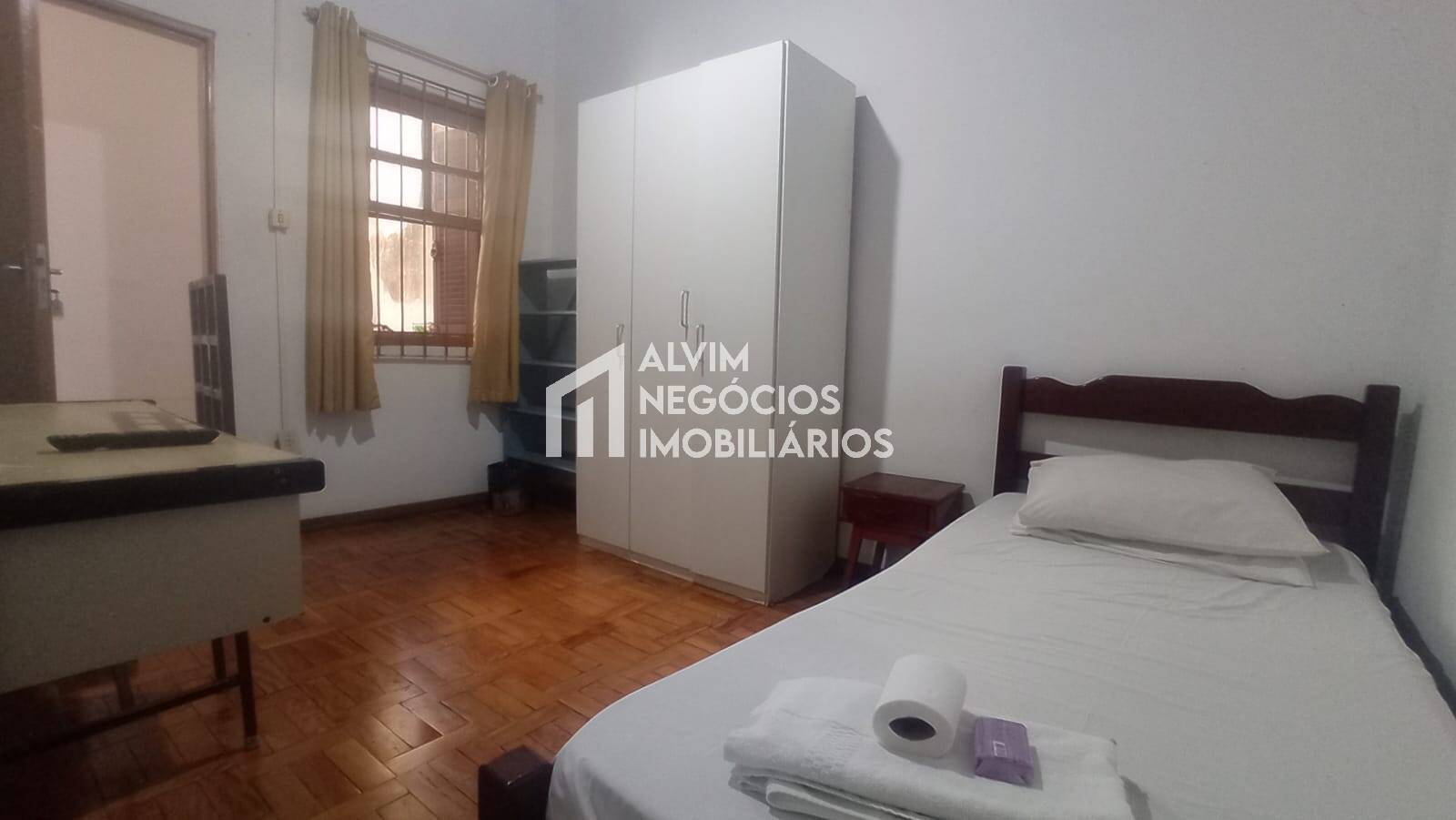 Prédio Inteiro à venda com 15 quartos, 284m² - Foto 57