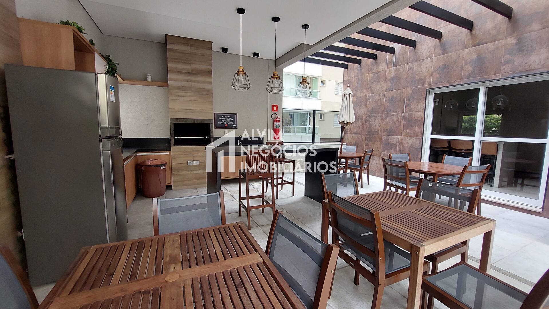 Apartamento para alugar com 1 quarto, 40m² - Foto 29