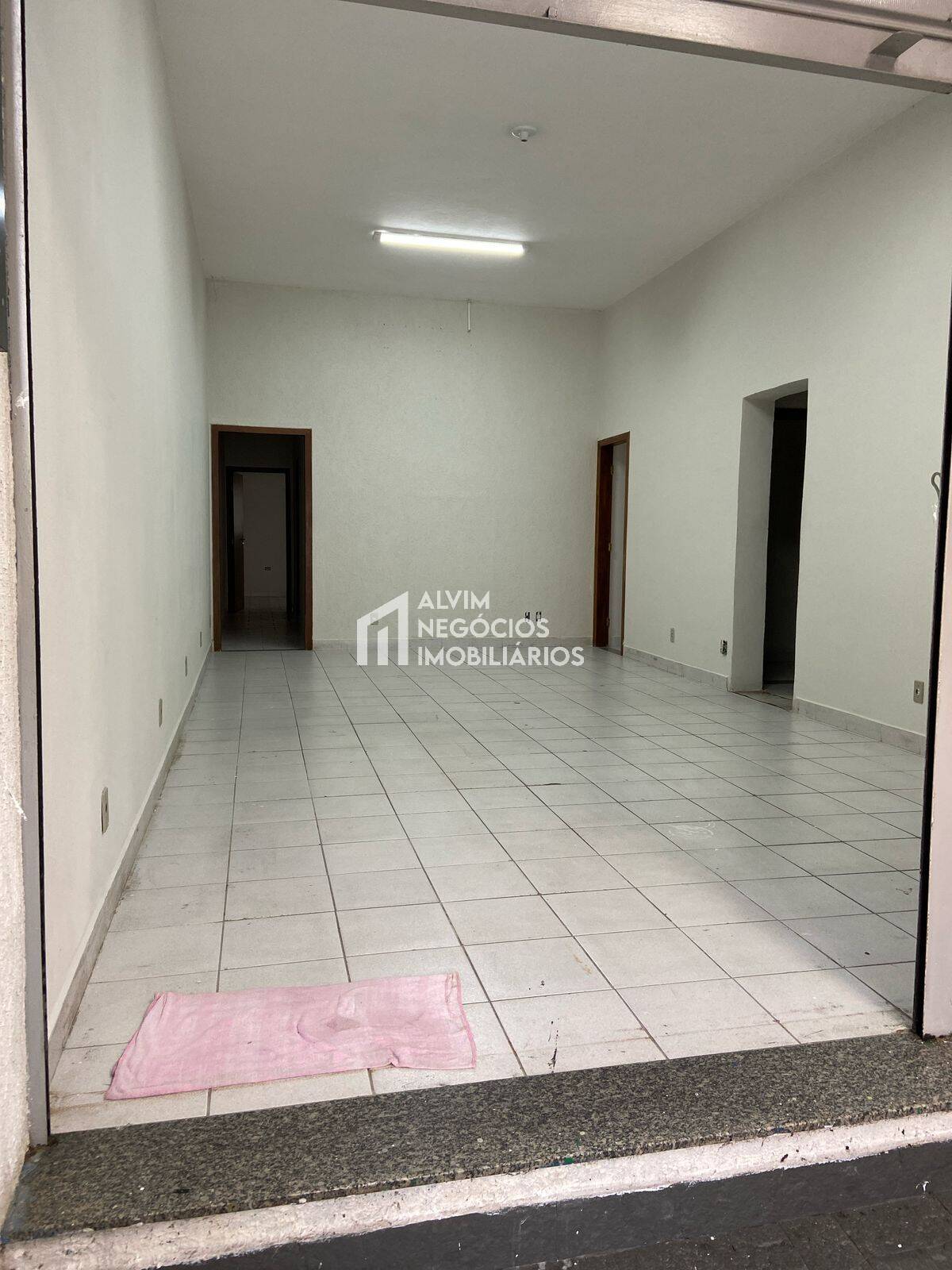 Loja-Salão para alugar, 100m² - Foto 1