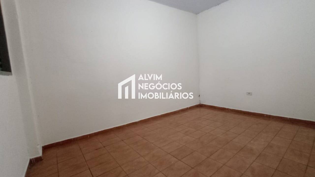 Casa, 2 quartos, 310 m² - Foto 28