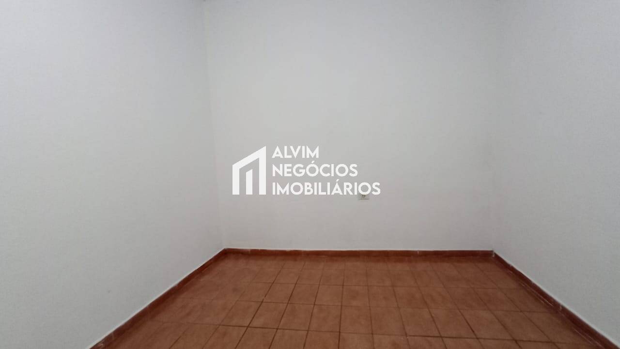 Casa, 2 quartos, 310 m² - Foto 35