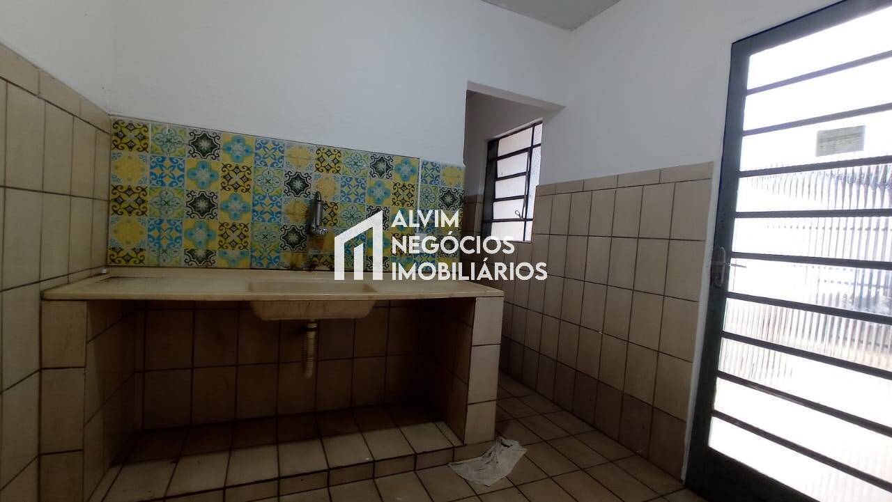 Casa, 2 quartos, 310 m² - Foto 43