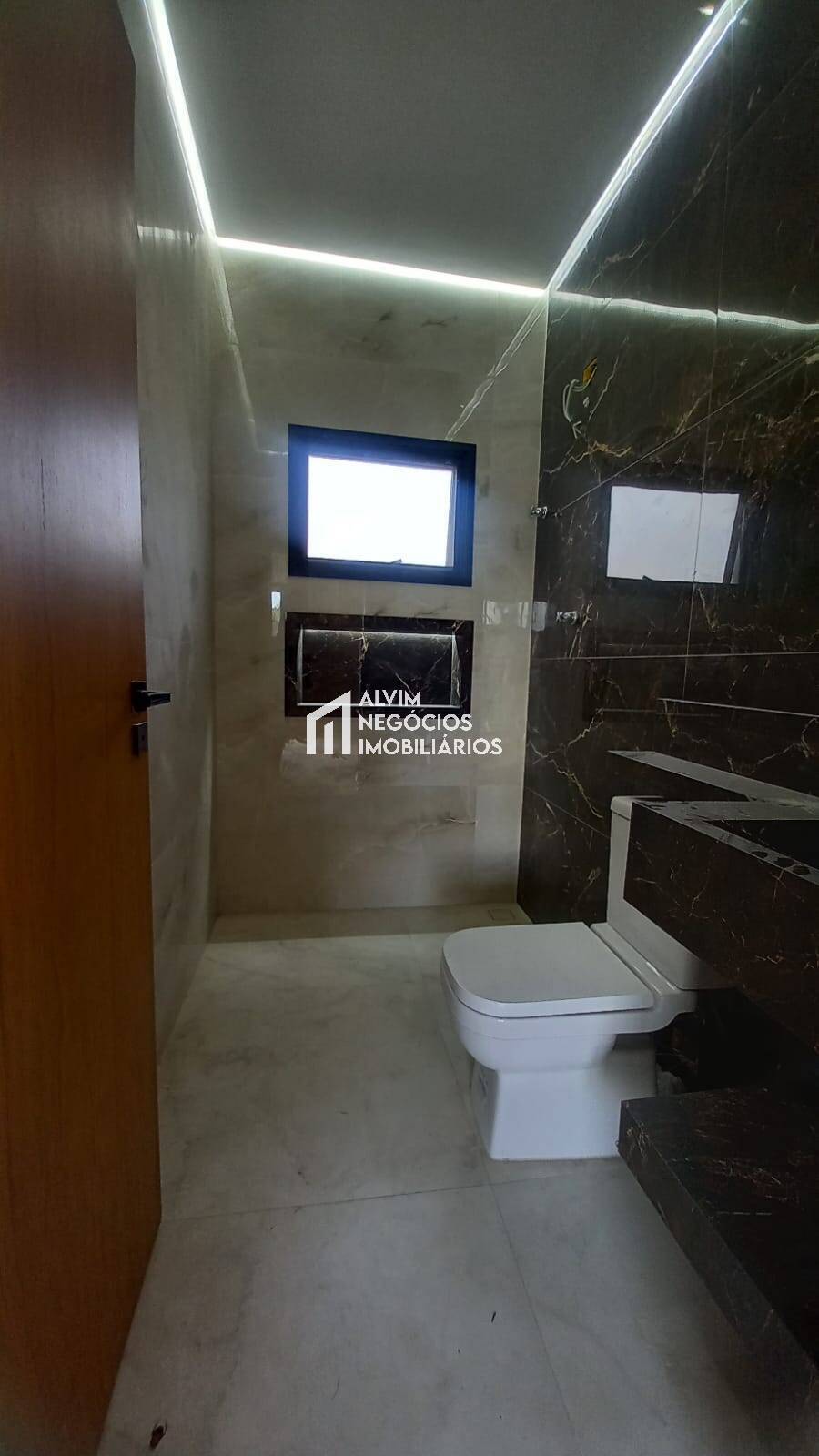 Casa, 4 quartos, 280 m² - Foto 28