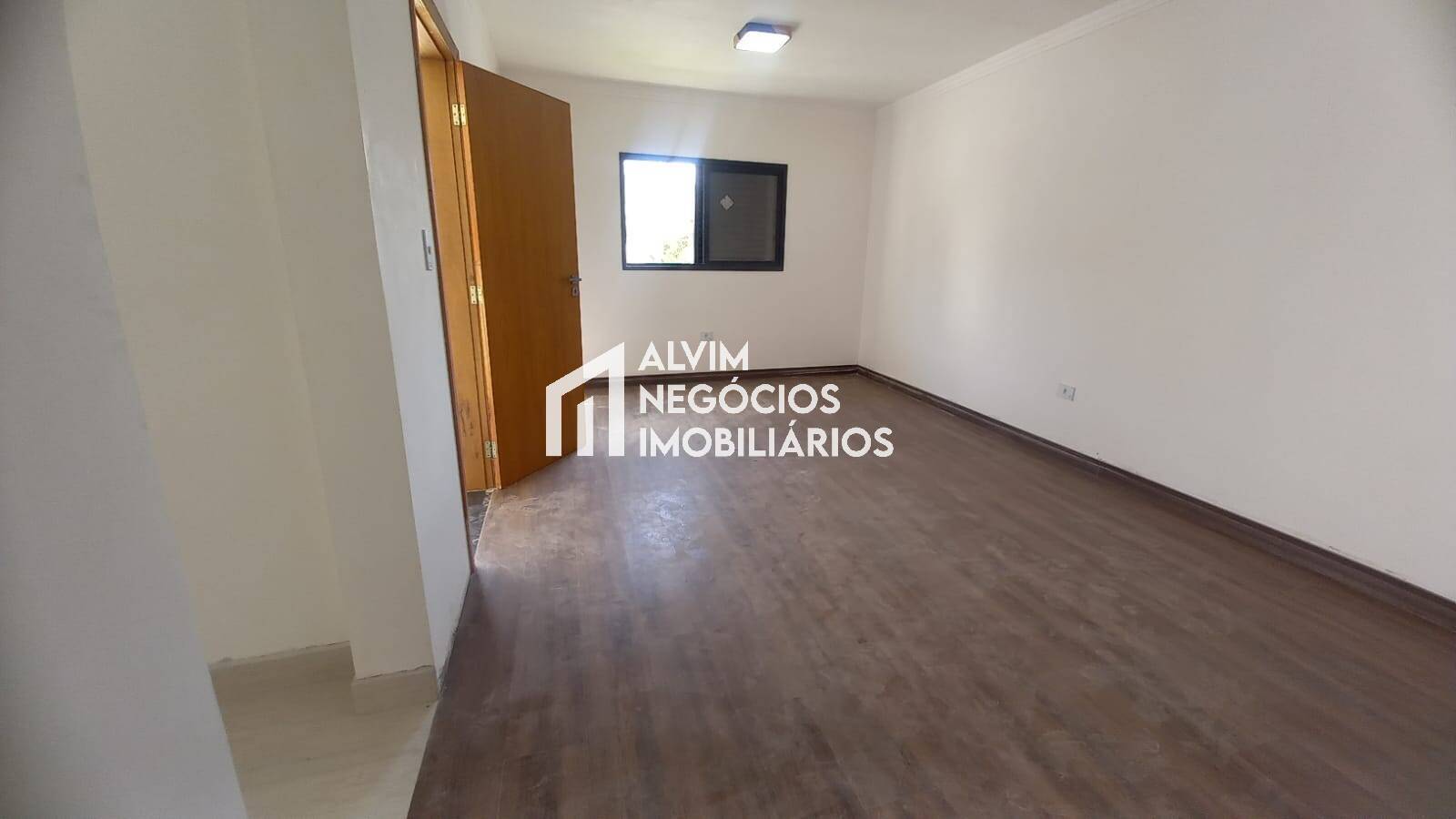 Casa, 4 quartos, 280 m² - Foto 41