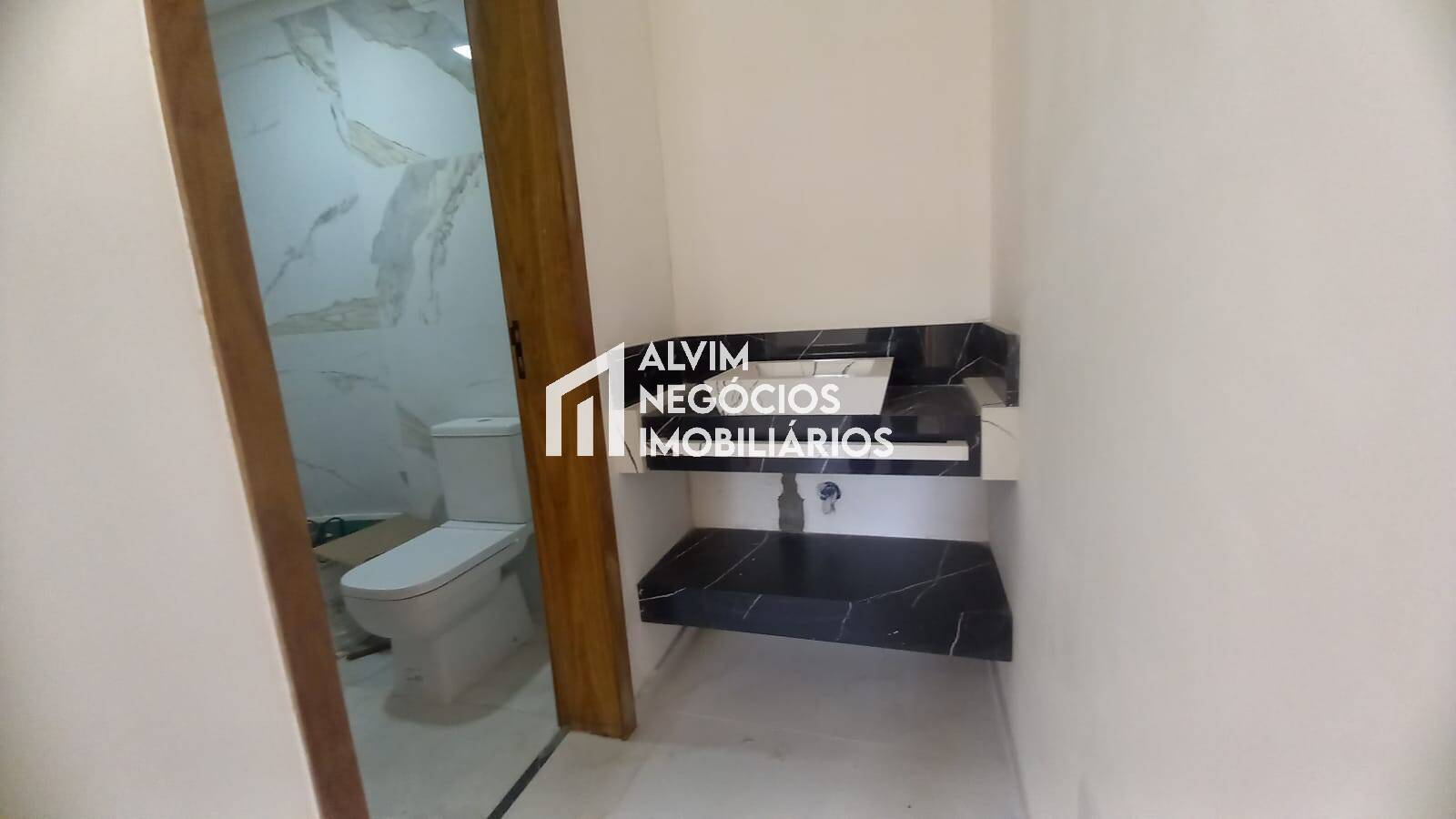 Casa, 4 quartos, 280 m² - Foto 43