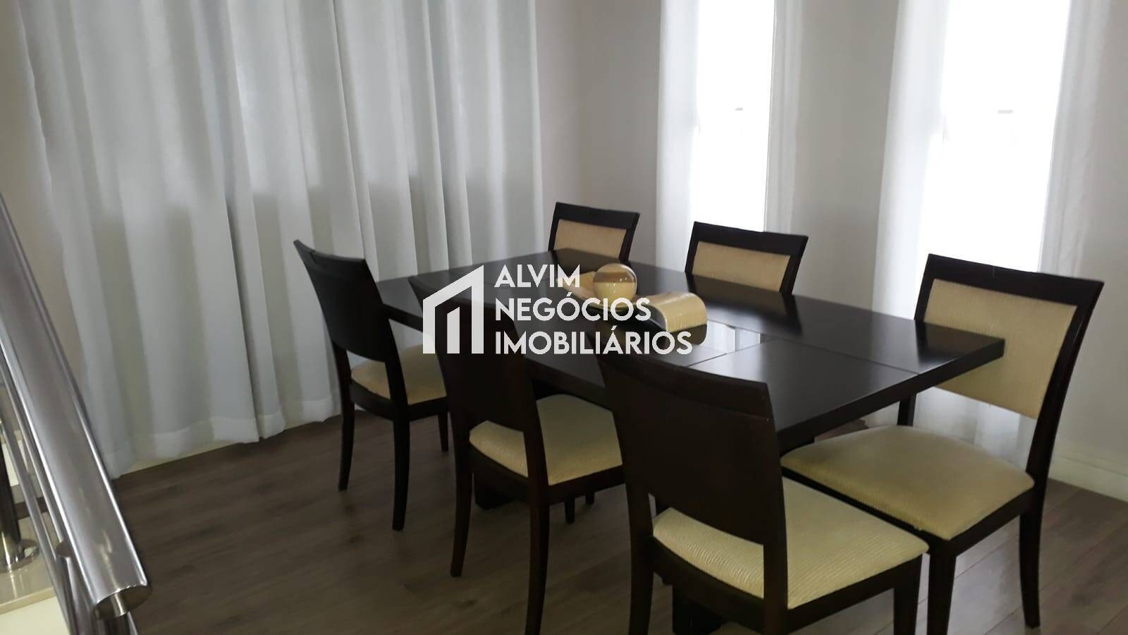 Casa, 3 quartos, 230 m² - Foto 11