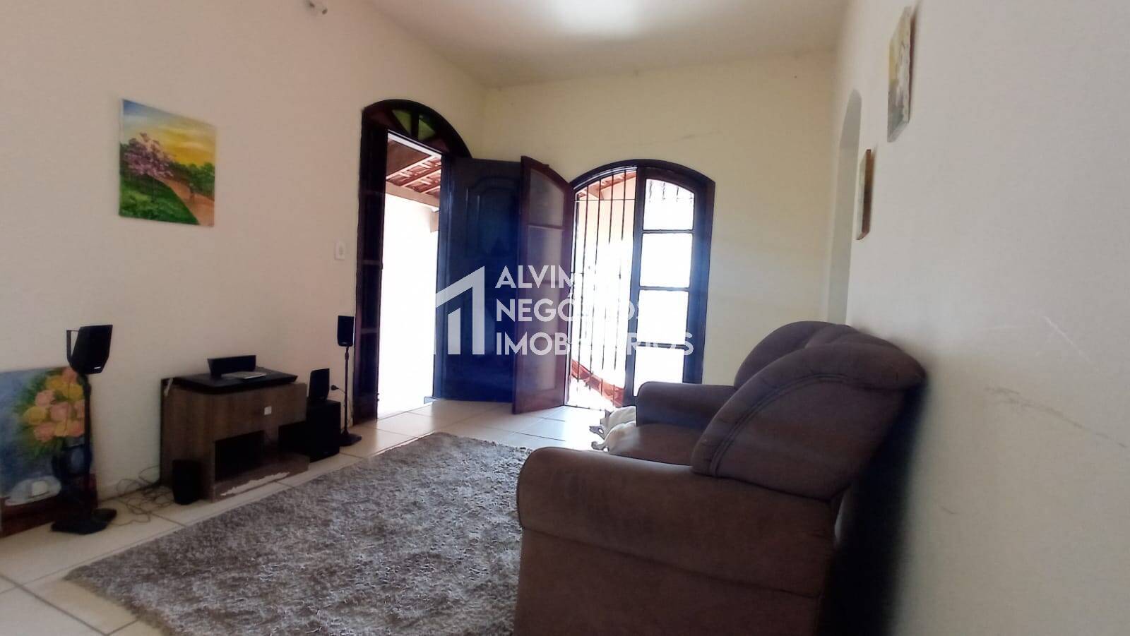 Casa à venda com 3 quartos, 300m² - Foto 23