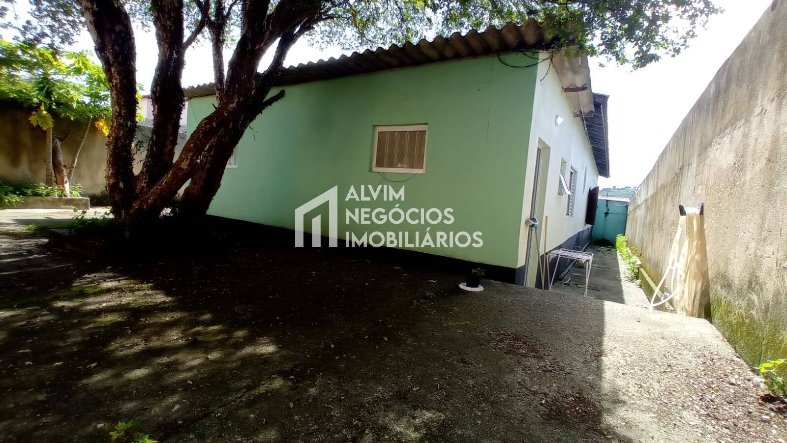 Casa à venda com 3 quartos, 300m² - Foto 28