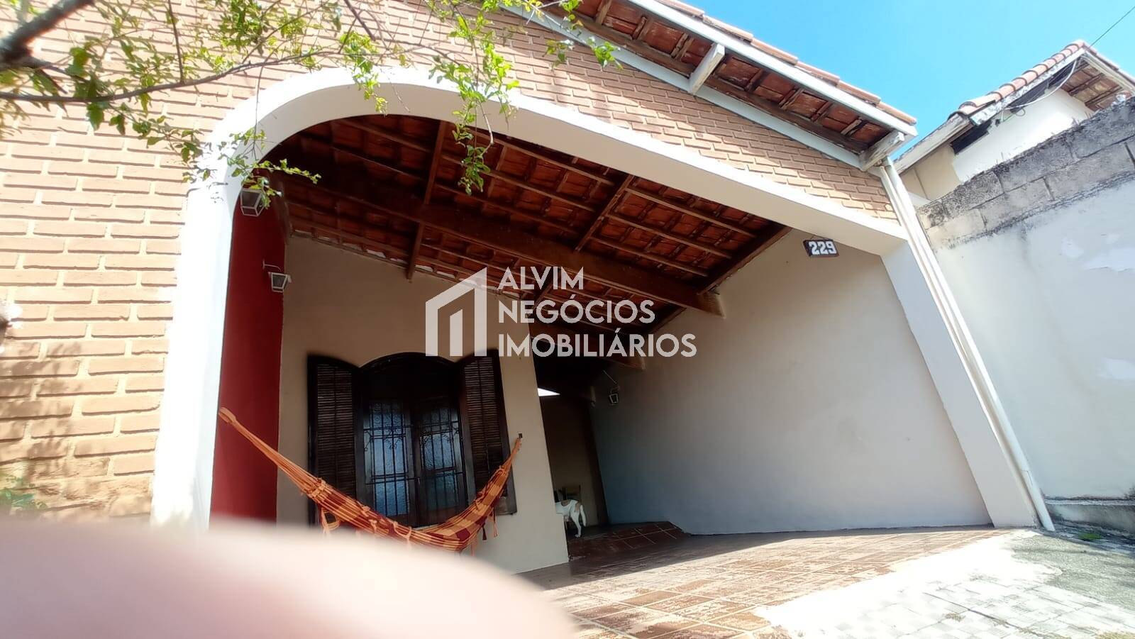 Casa à venda com 3 quartos, 300m² - Foto 43