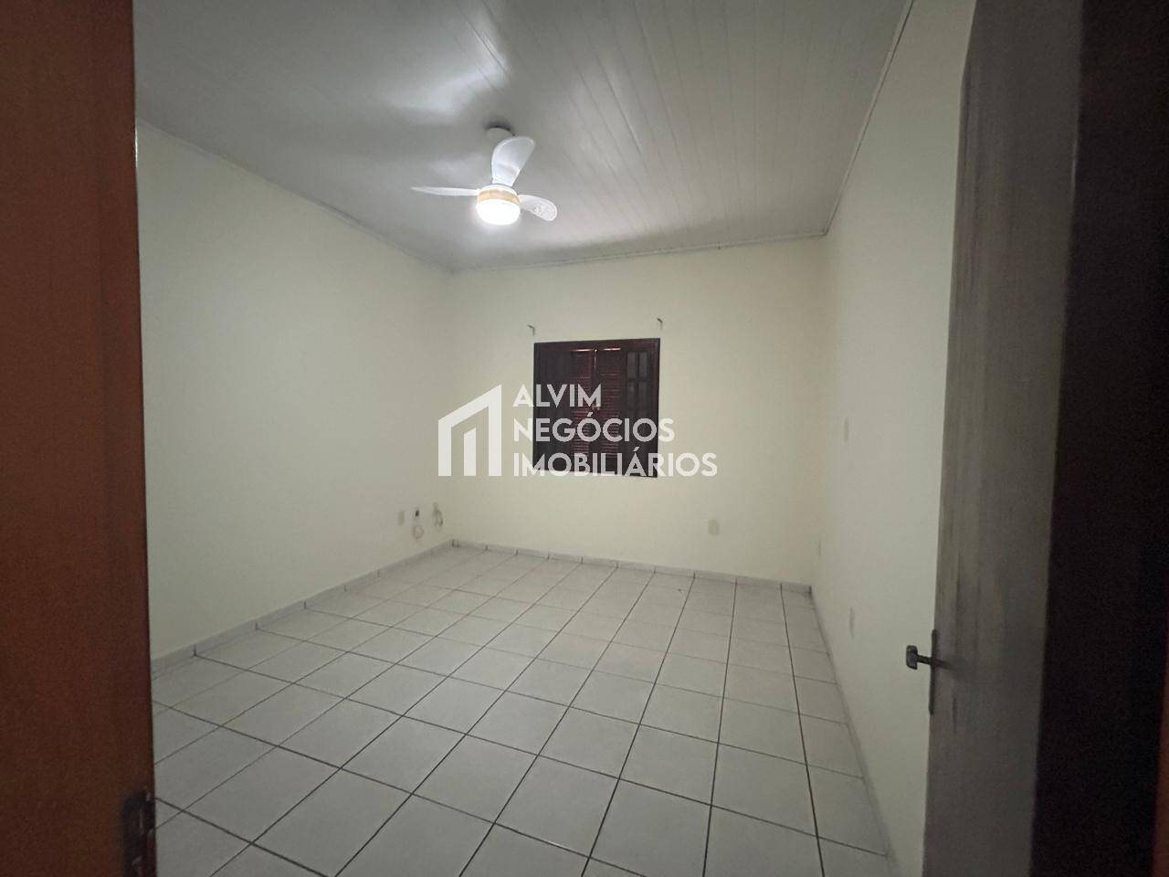 Casa à venda com 4 quartos, 274m² - Foto 5