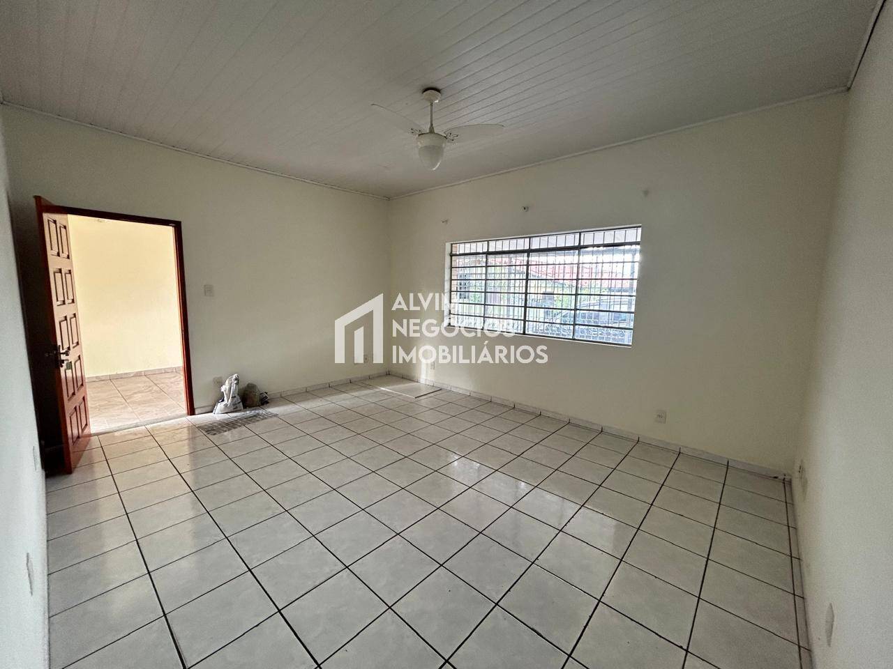 Casa à venda com 4 quartos, 274m² - Foto 6