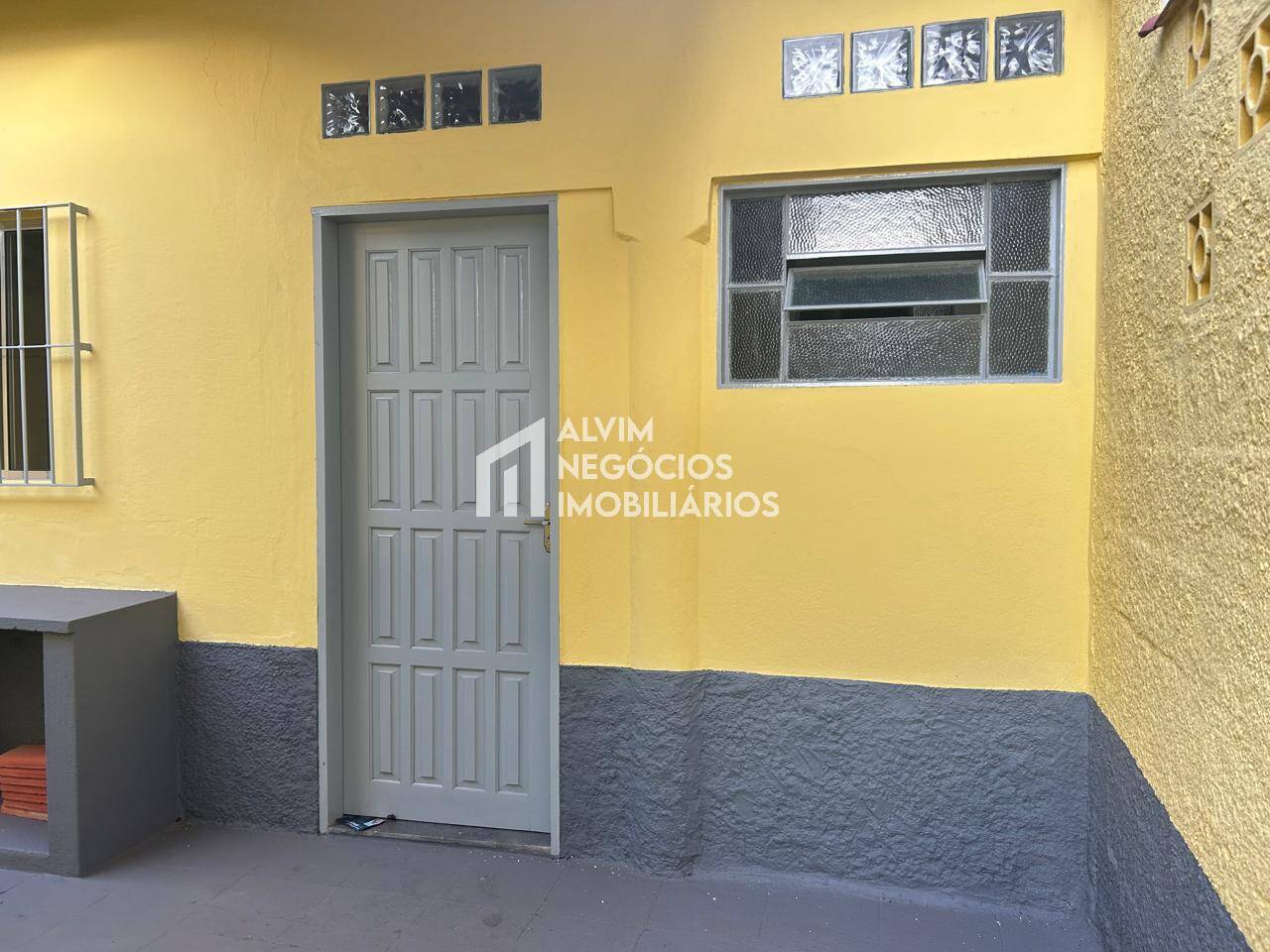 Casa à venda com 4 quartos, 274m² - Foto 14