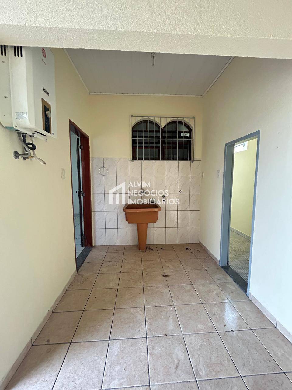 Casa à venda com 4 quartos, 274m² - Foto 10