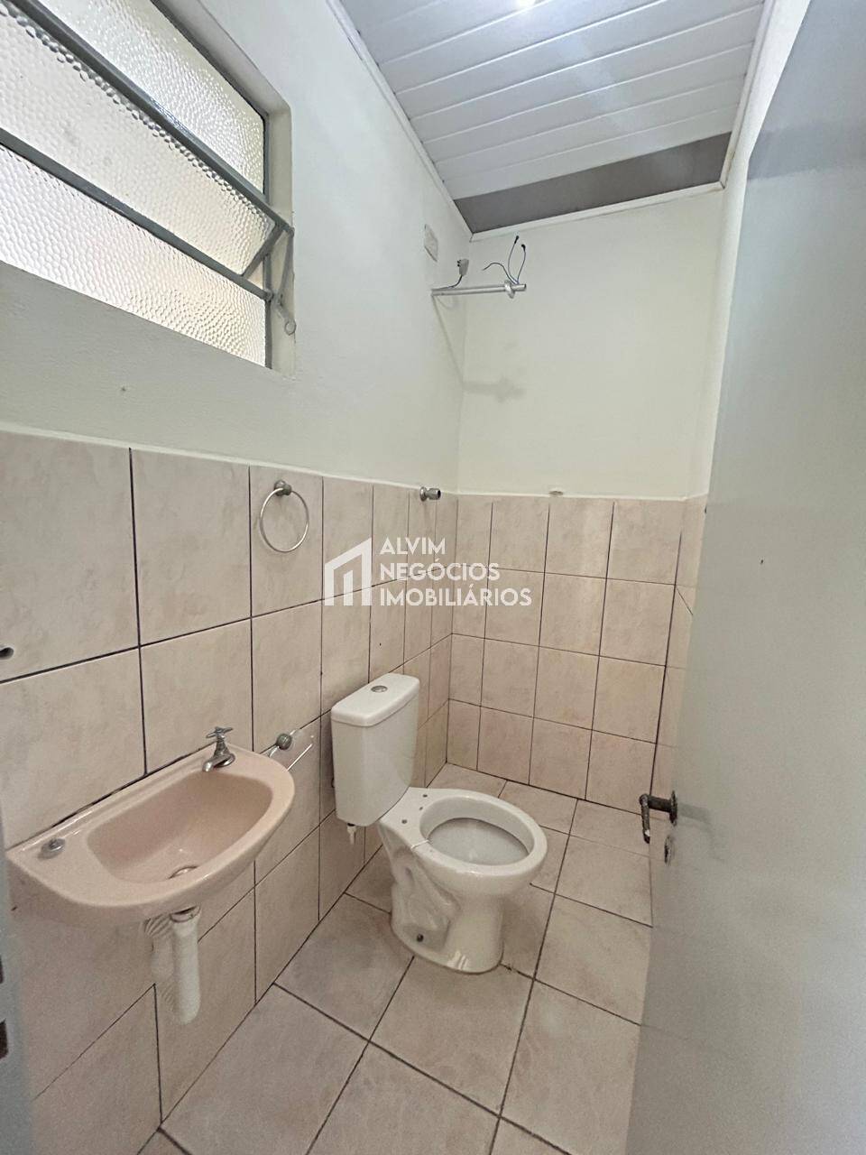 Casa à venda com 4 quartos, 274m² - Foto 12