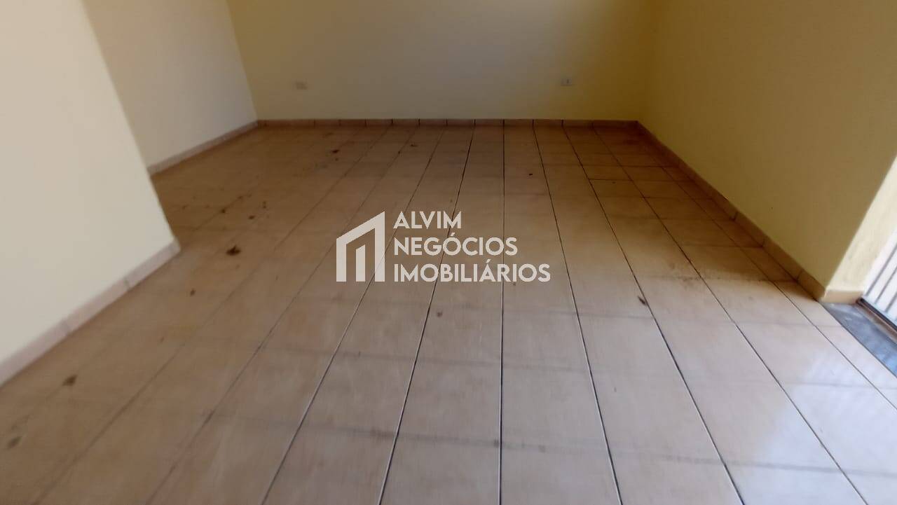 Casa à venda com 4 quartos, 274m² - Foto 30
