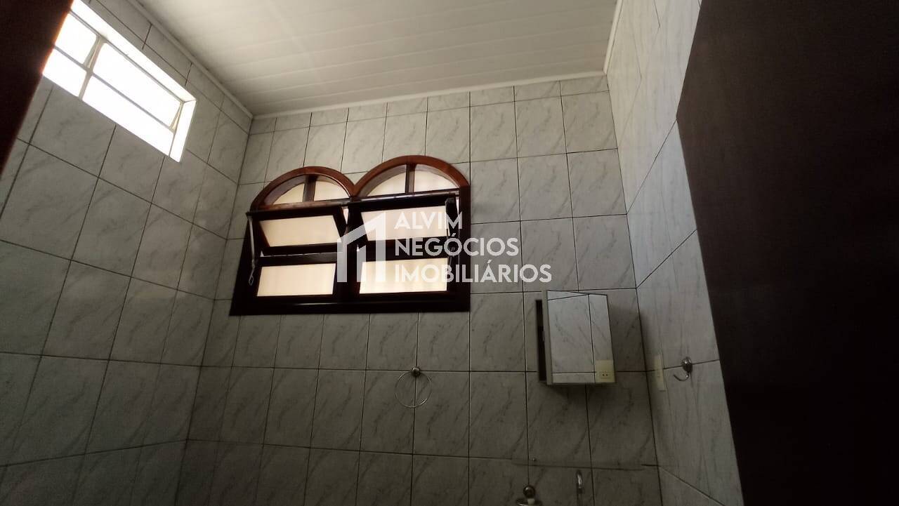 Casa à venda com 4 quartos, 274m² - Foto 38