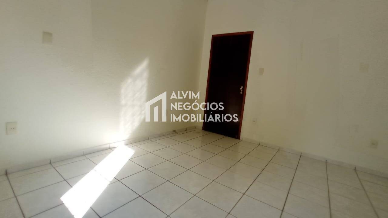 Casa à venda com 4 quartos, 274m² - Foto 45