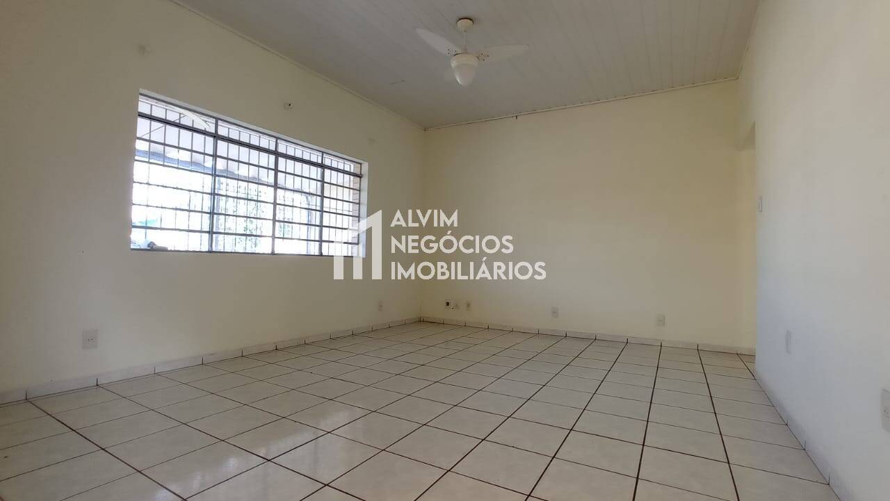 Casa à venda com 4 quartos, 274m² - Foto 70