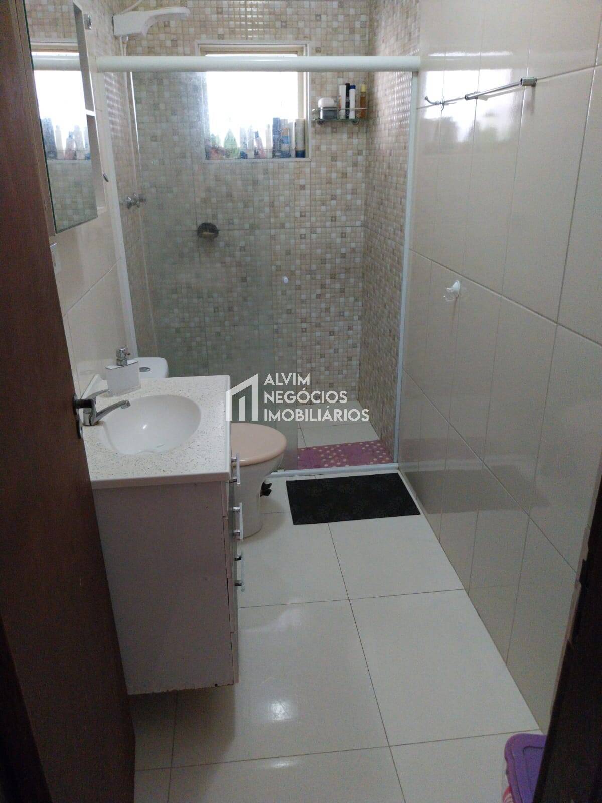 Casa à venda com 3 quartos, 300m² - Foto 9