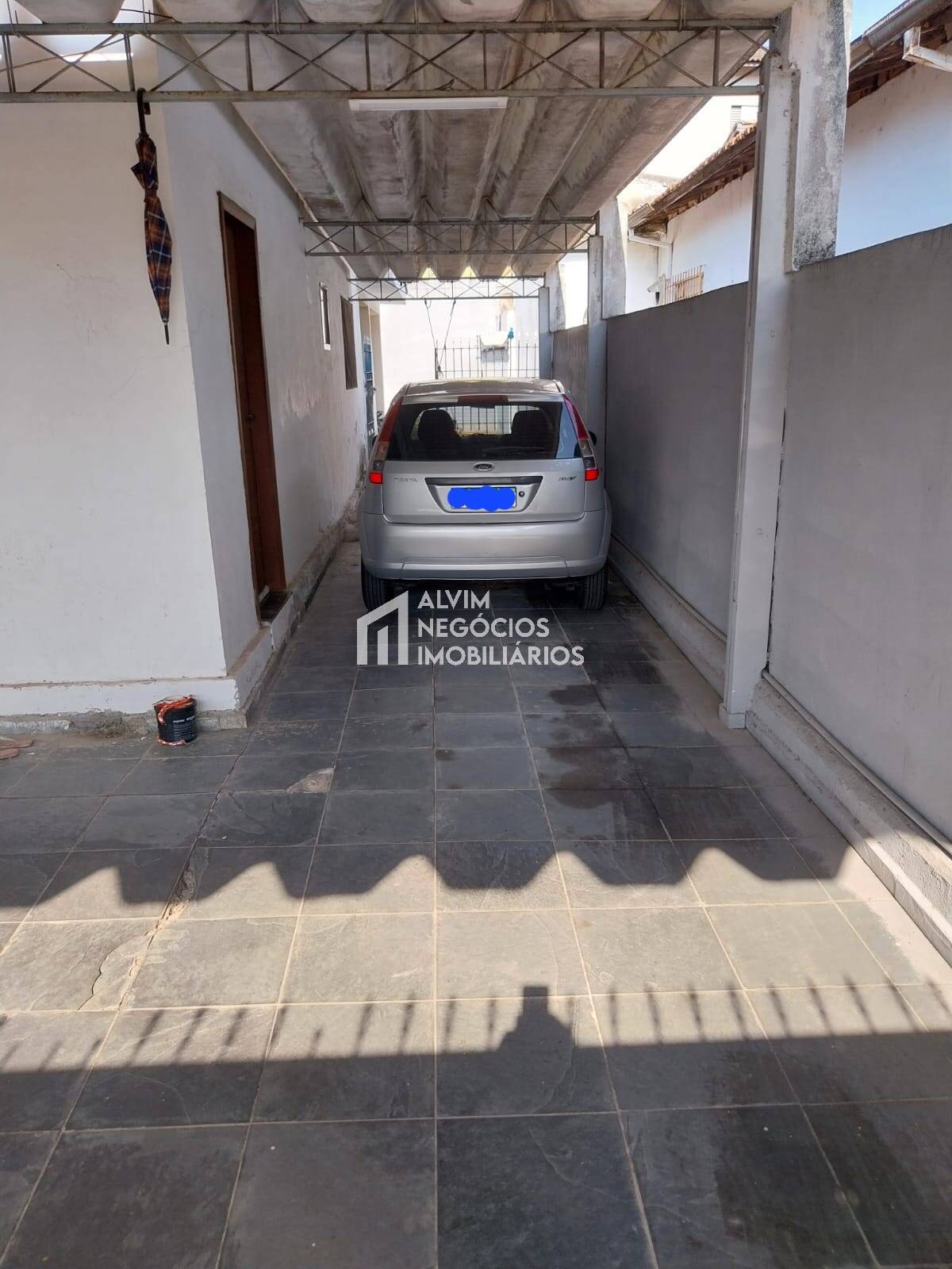 Casa à venda com 3 quartos, 300m² - Foto 23