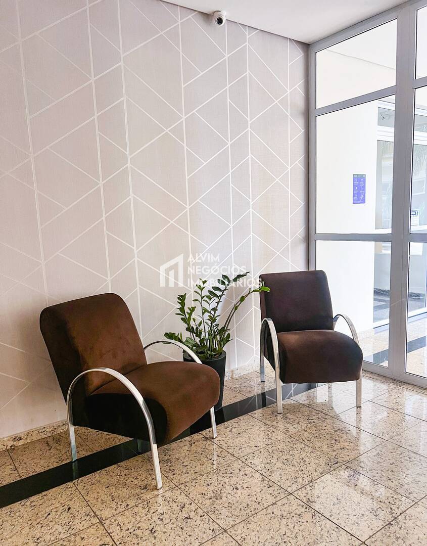 Apartamento à venda com 3 quartos, 77m² - Foto 3