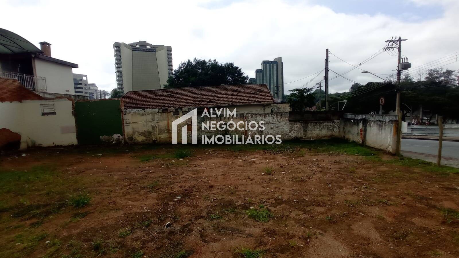 Terreno à venda e aluguel, 250m² - Foto 11