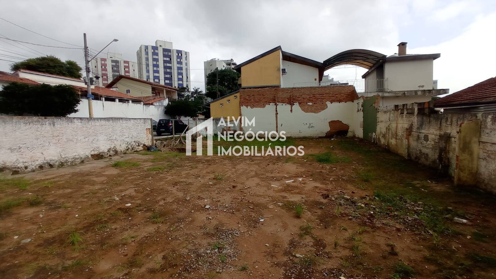 Terreno à venda e aluguel, 250m² - Foto 17