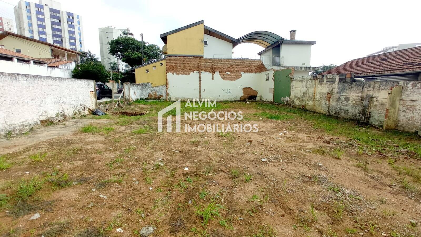 Terreno à venda e aluguel, 250m² - Foto 20