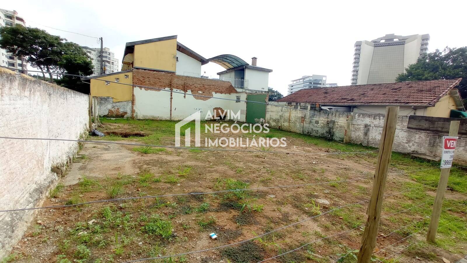 Terreno à venda e aluguel, 250m² - Foto 22