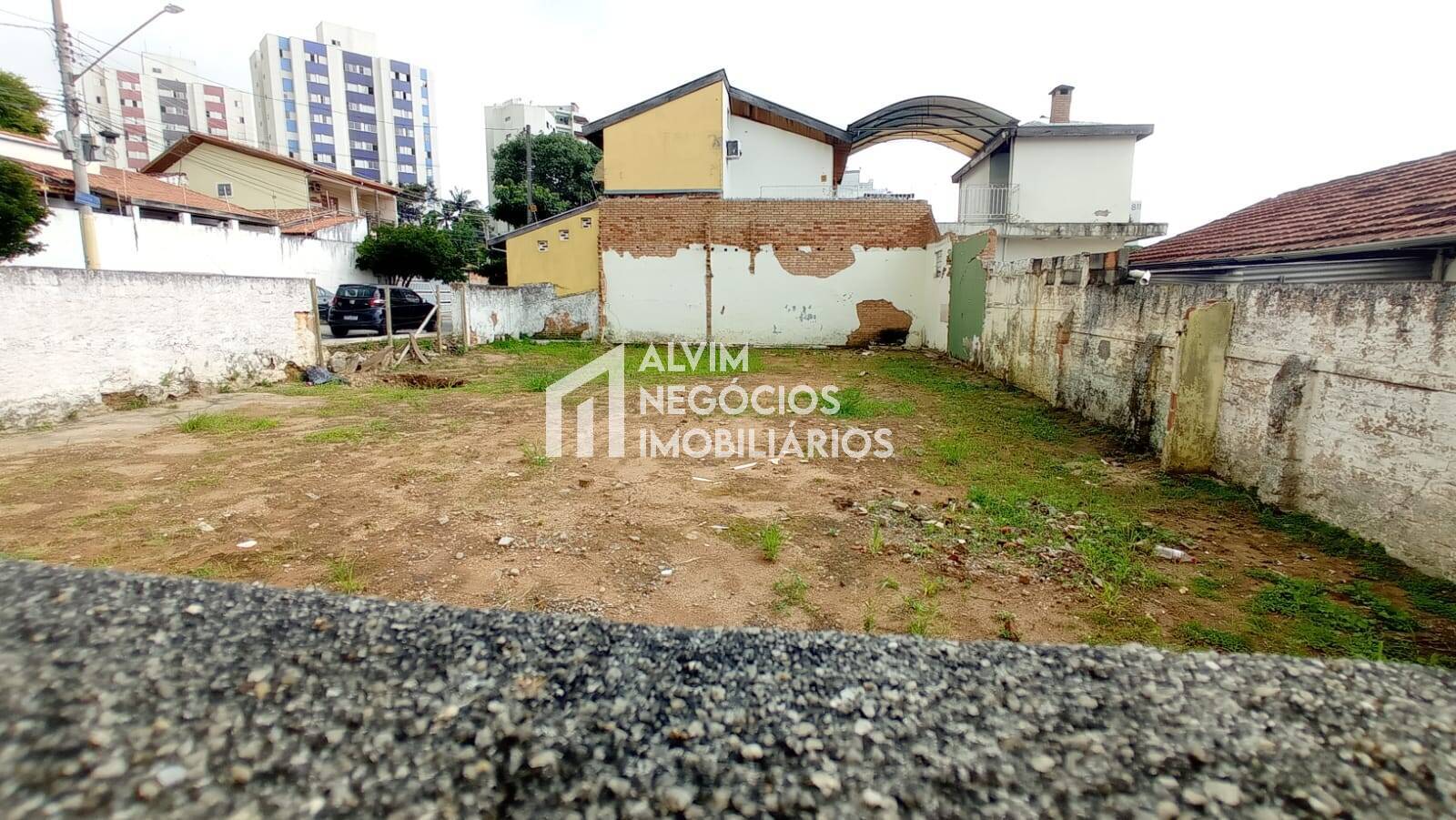 Terreno à venda e aluguel, 250m² - Foto 27