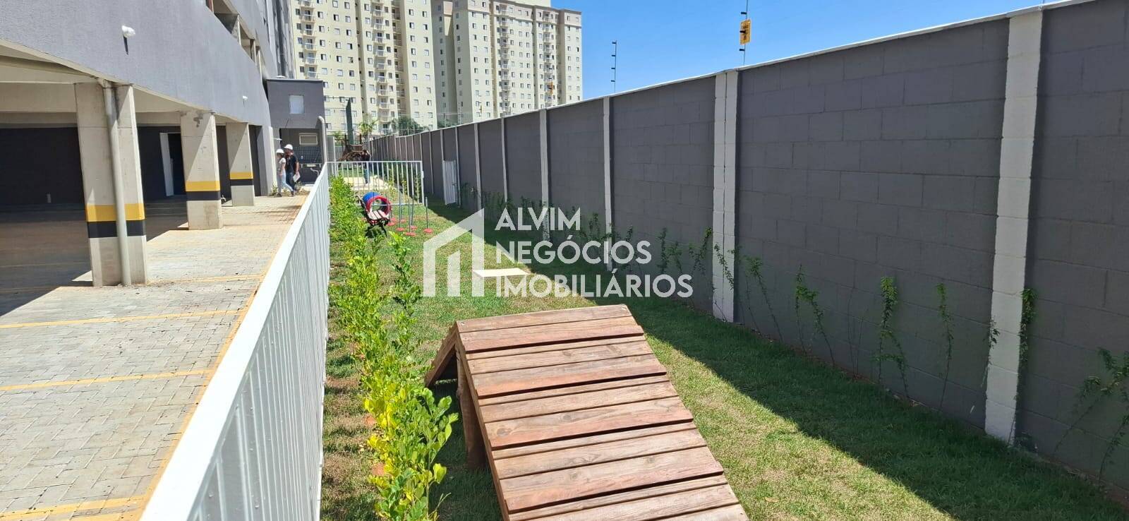 Apartamento à venda com 2 quartos, 52m² - Foto 37