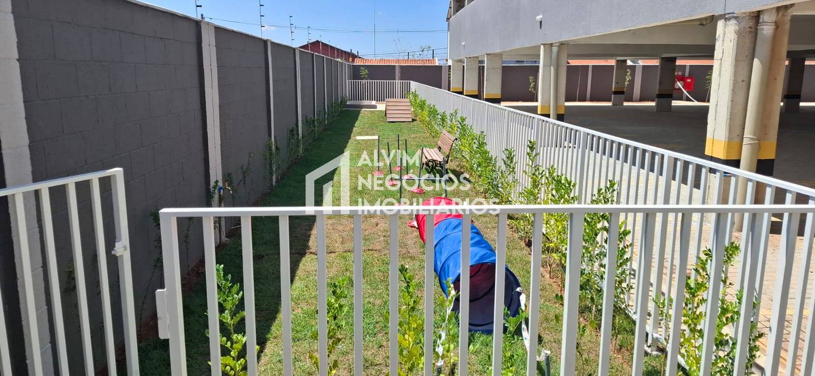 Apartamento à venda com 2 quartos, 52m² - Foto 41