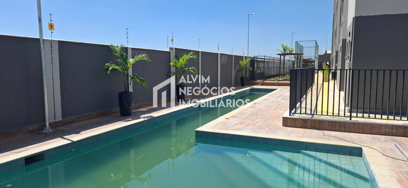 Apartamento à venda com 2 quartos, 52m² - Foto 42