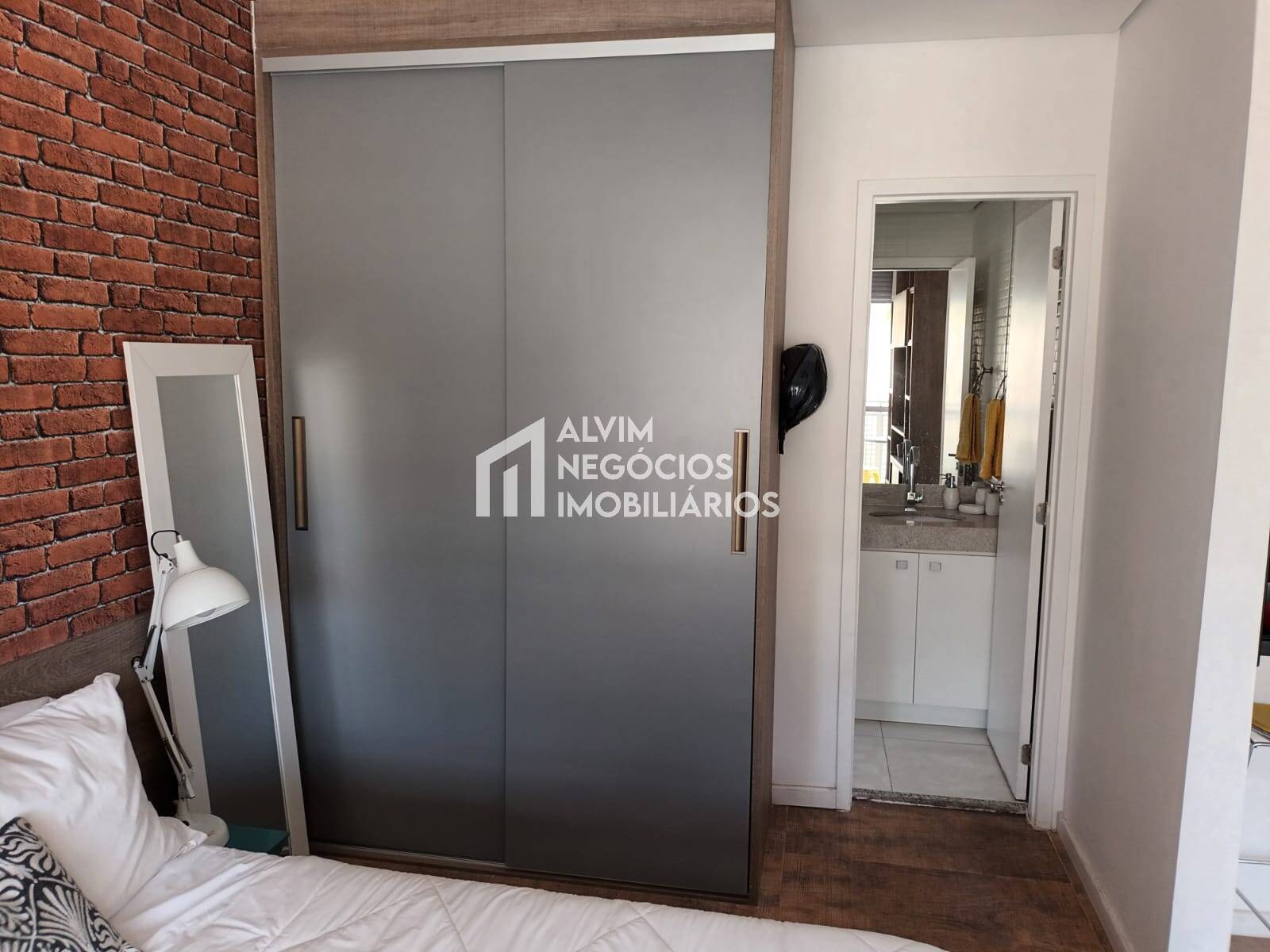 Apartamento para alugar com 1 quarto, 37m² - Foto 18