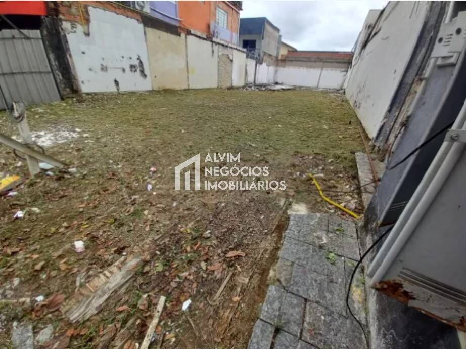 Terreno à venda, 338m² - Foto 1