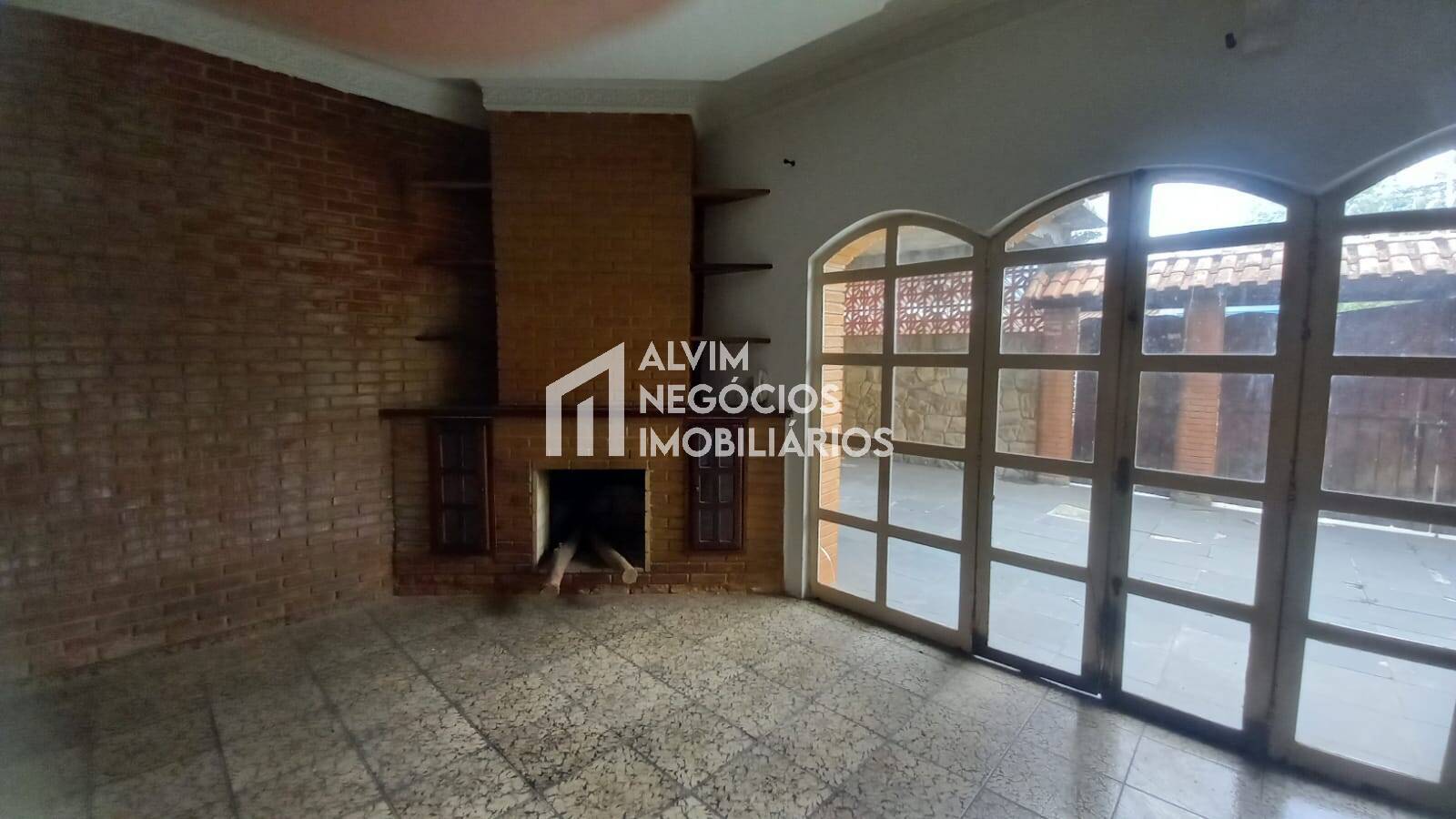 Casa à venda com 3 quartos, 350m² - Foto 14