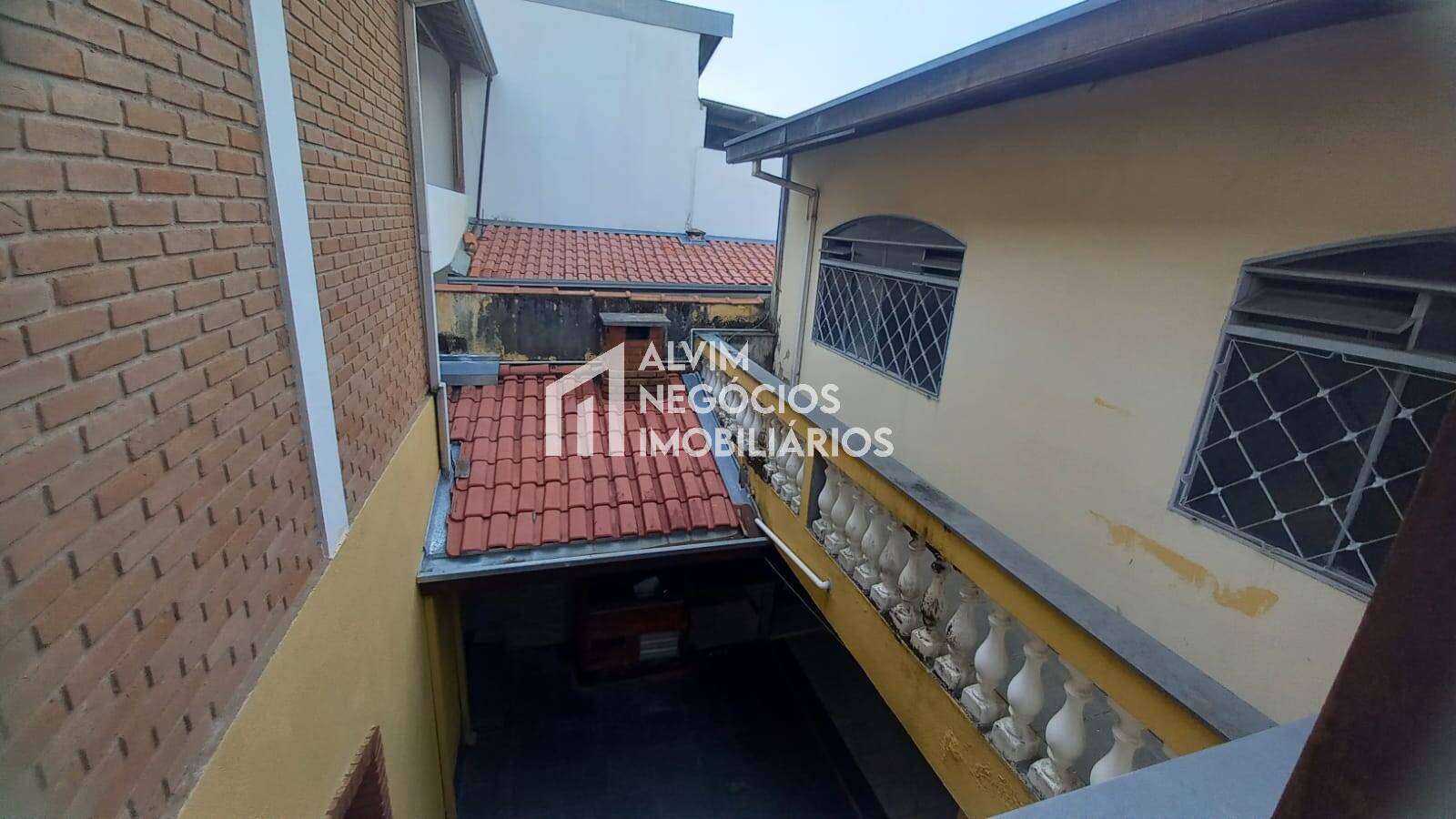 Casa à venda com 3 quartos, 350m² - Foto 19