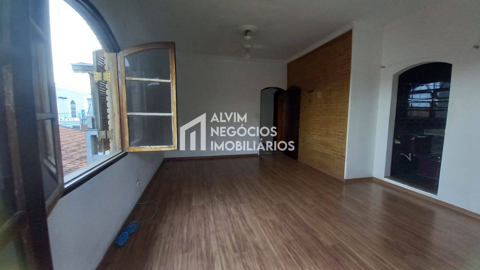 Casa à venda com 3 quartos, 350m² - Foto 18