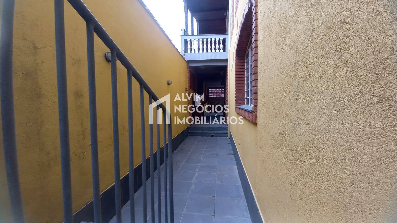 Casa à venda com 3 quartos, 350m² - Foto 24