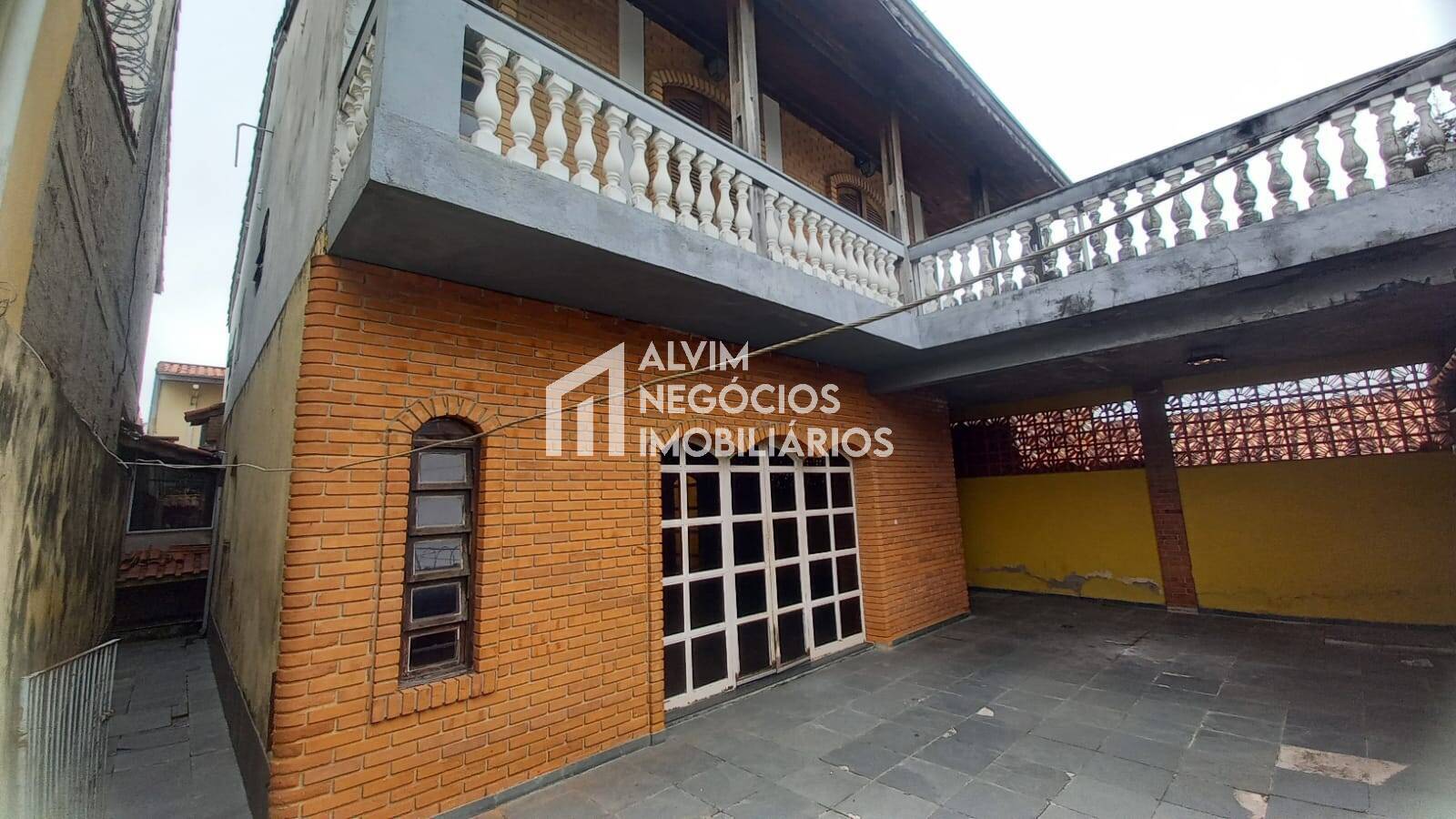 Casa à venda com 3 quartos, 350m² - Foto 26
