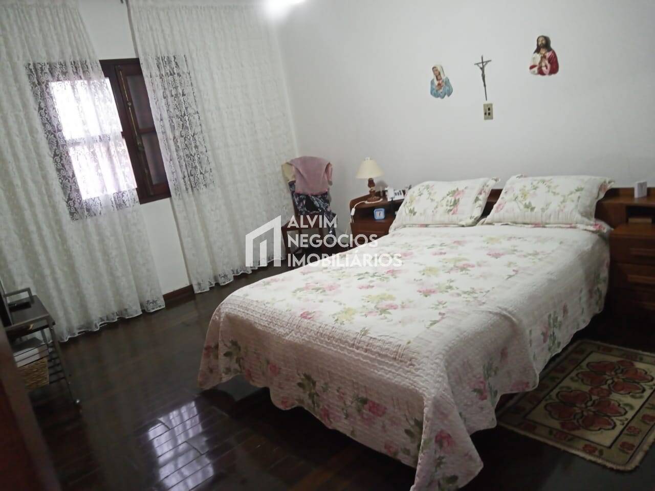 Casa à venda com 4 quartos, 800m² - Foto 11