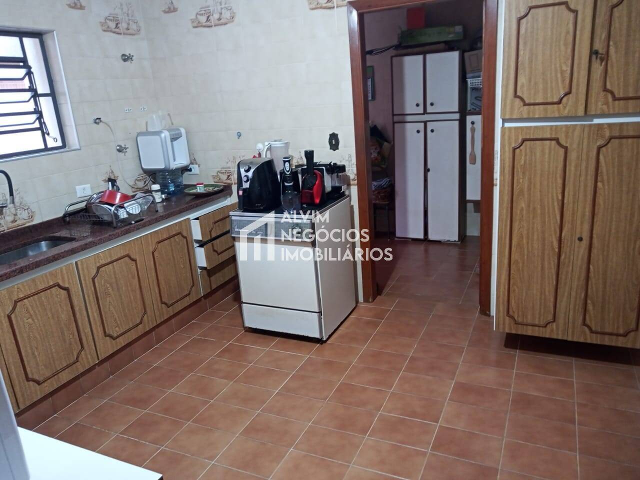 Casa à venda com 4 quartos, 800m² - Foto 16