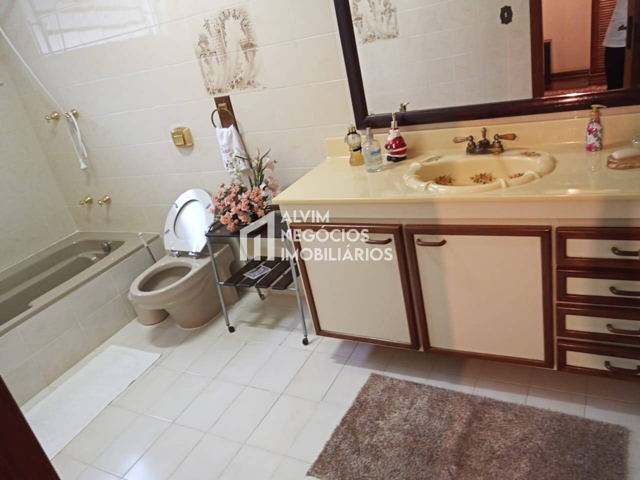 Casa à venda com 4 quartos, 800m² - Foto 20