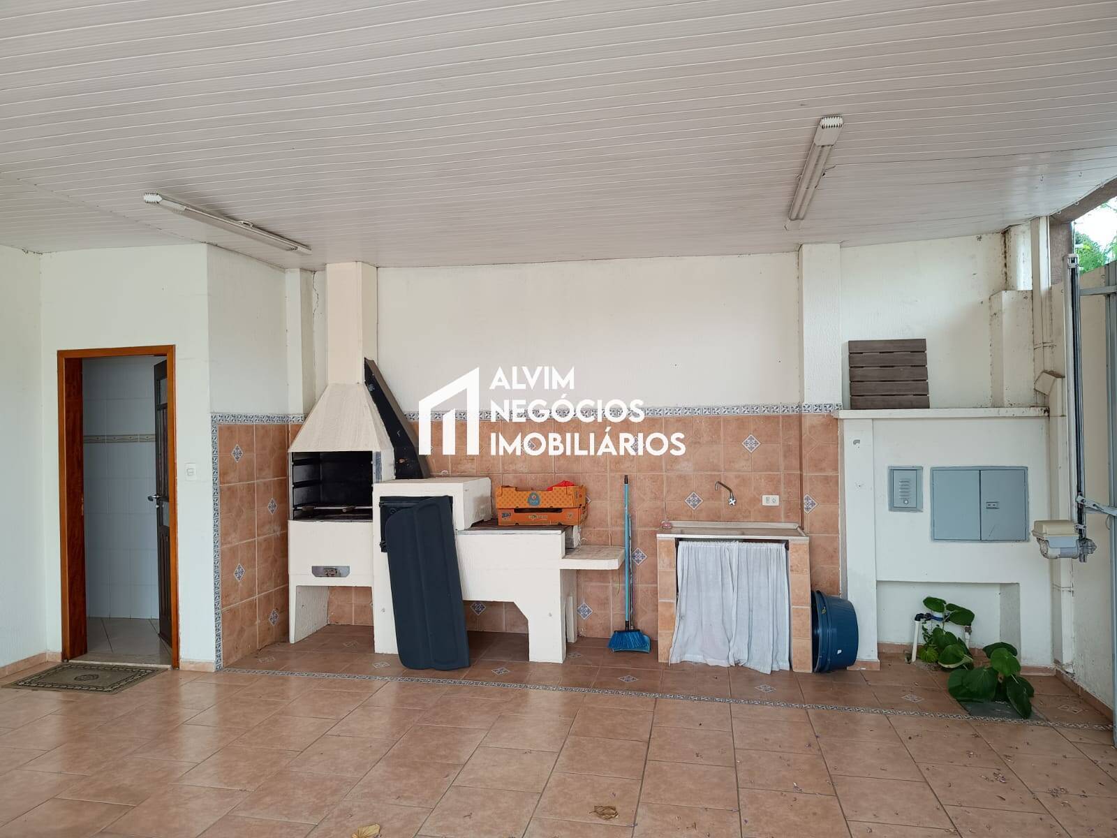 Casa, 4 quartos, 240 m² - Foto 9