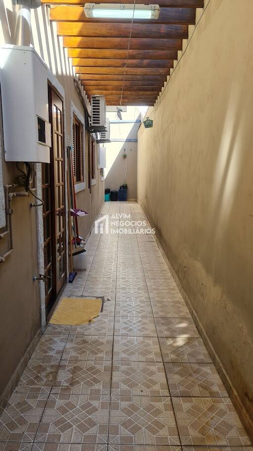 Casa à venda com 3 quartos, 150m² - Foto 28