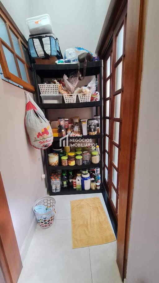 Casa à venda com 3 quartos, 150m² - Foto 27