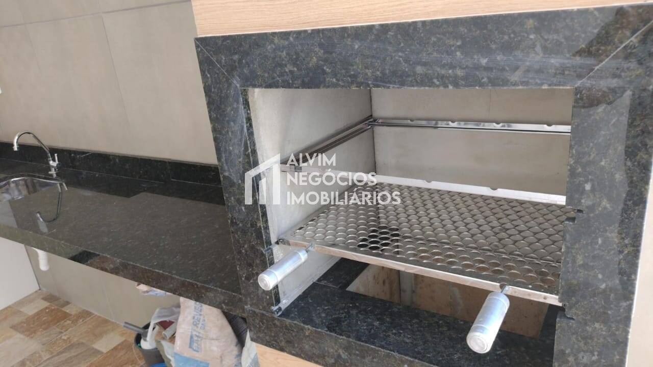 Casa à venda com 3 quartos, 140m² - Foto 10